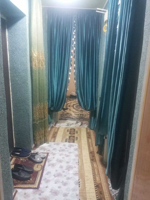 Kvartira sotiladi 2 xonali 46 metor kvadrat