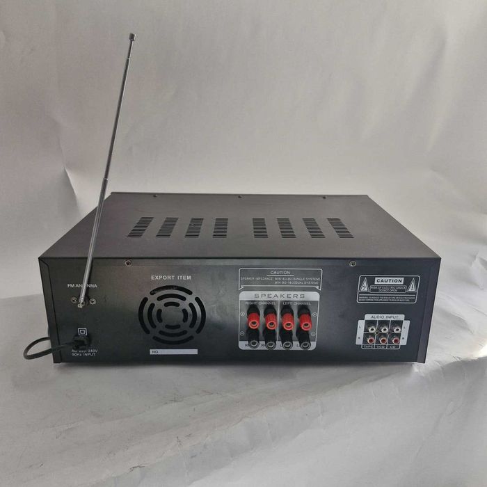 Liquid Money vinde - Amplificator / mixer pentru Karaoke AV 608BT