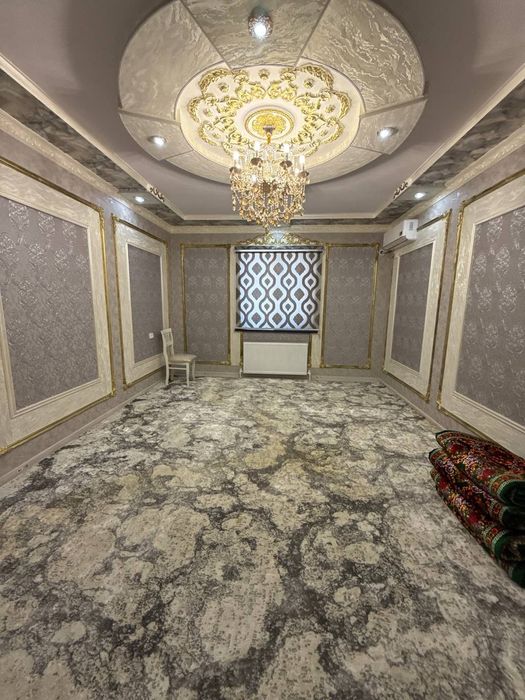 Сдаётся 3х комнатная квартира на 2этаже в Крытый рынок