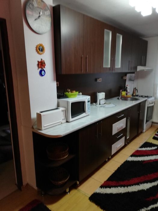 Inchirez apartament 3 camere - Petrosani Nord