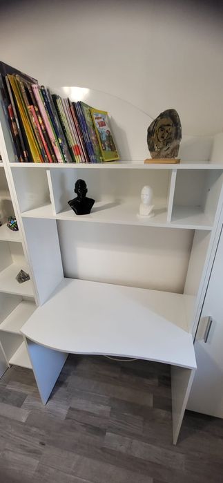 Vând dormitor copii pot oferi montajul si transportul dacă se doreste