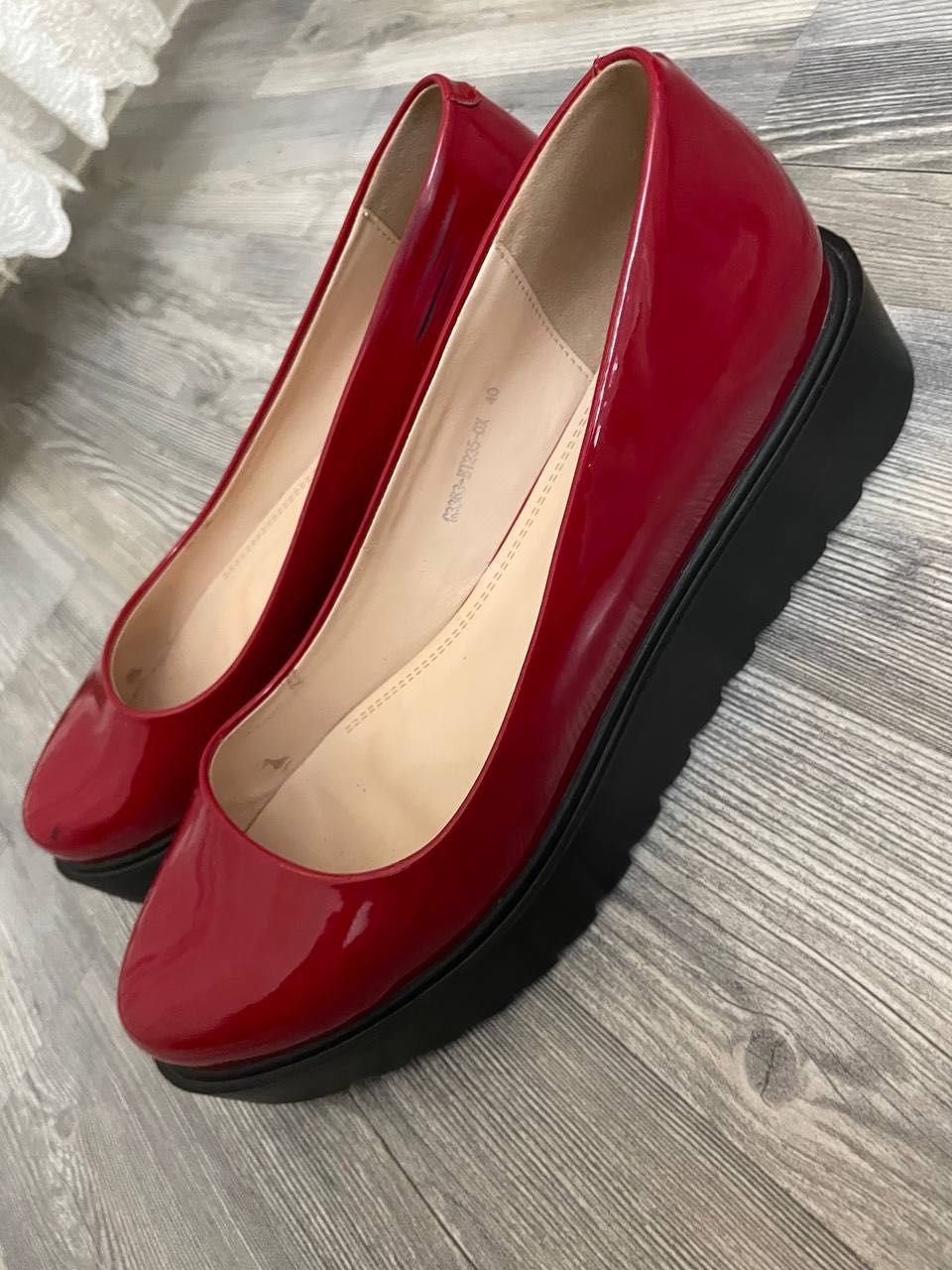 Туфли женские Красные