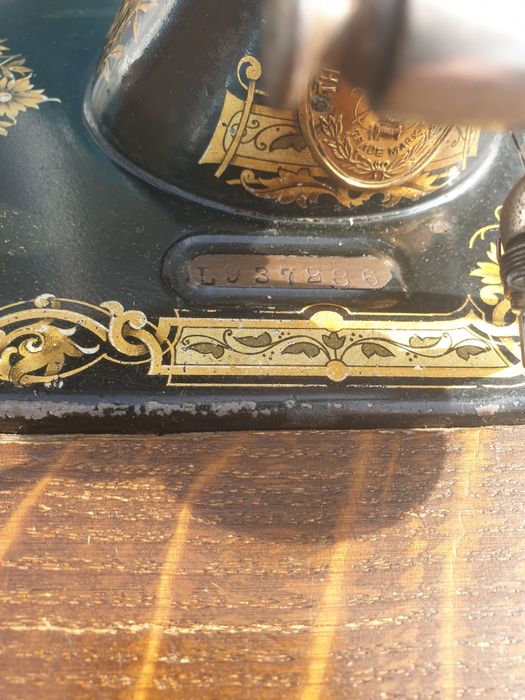 Masina de cusut singer