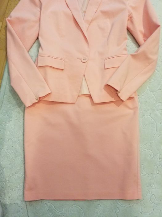 Costum Atellier marime 38.