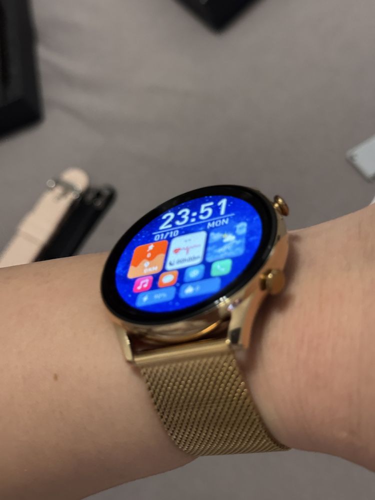 Smartwatch nou femei