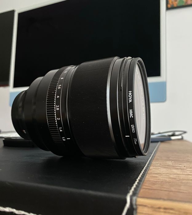 Обектив Fujifilm XF 50mm f/1 R WR