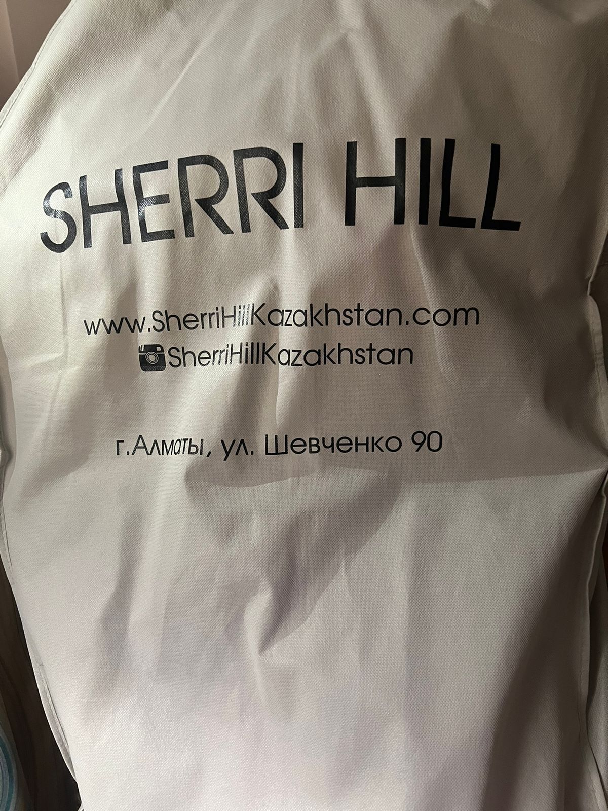 Продам платье немецкого бренда sherri hill