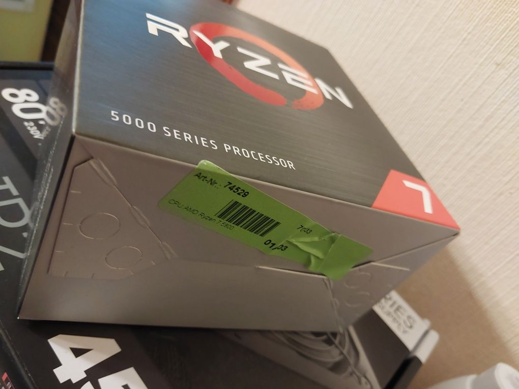 НОВ Ryzen 7 5800X , 8-ядрен, 16-треда , АМ4 zen3 процесор