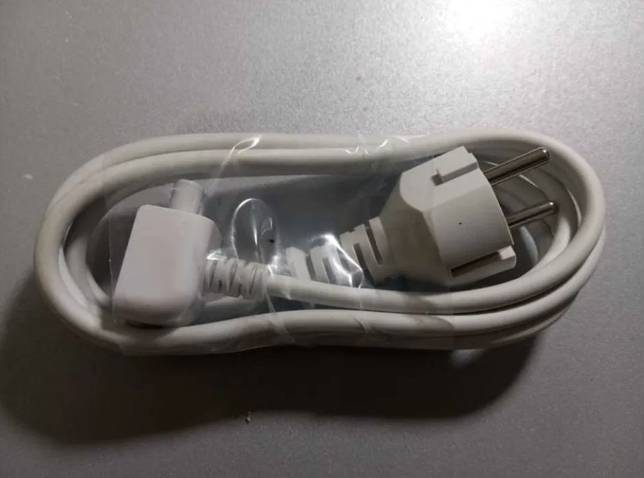для макбука для Magsafe или где Type-c ( Зарядка, блок питания )