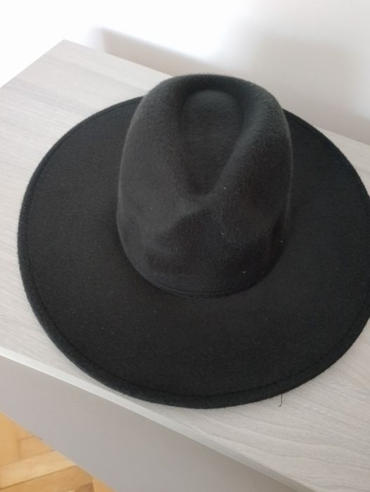 Pălărie dama neagra superba