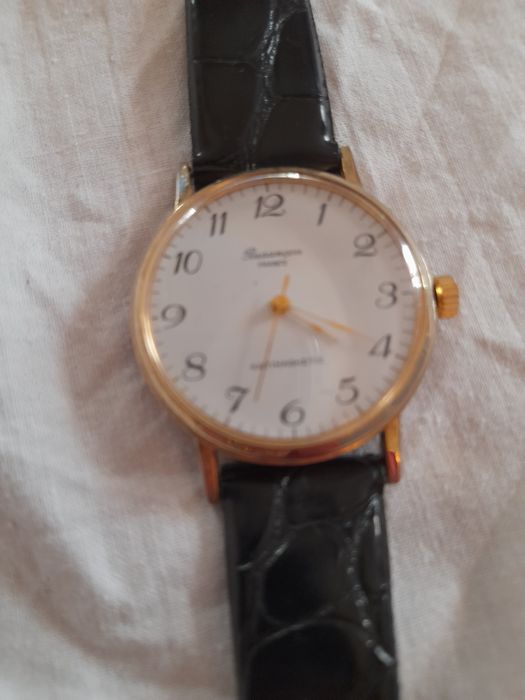 Ceas dama Besancon antimagnetic