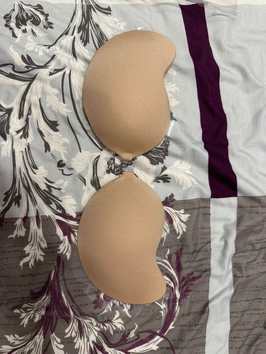 Sutien adeziv H&M B/C