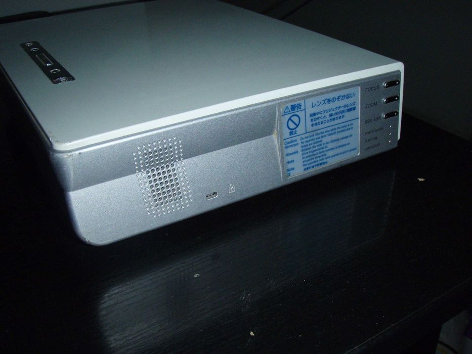 Videoproiector cu lampa Sony VPL-CX70 cu lampa consumata/arsa