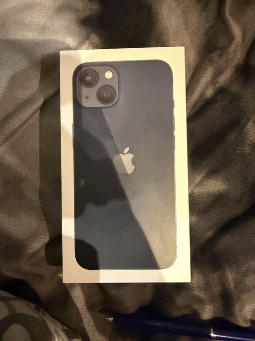 Смартфон Apple iPhone 13, 128GB, 4GB RAM, 5G, Midnight