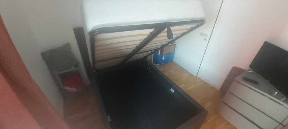 Pat tapitat cu ladă + saltea 120x200 (stare excelentă)