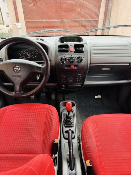 Vand Opel Agila Benzina