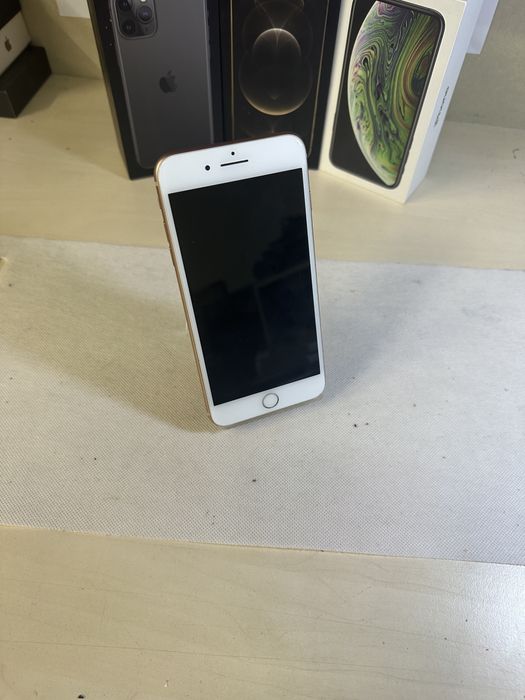 Iphone 8 plus / 64 gb / 100% baterie