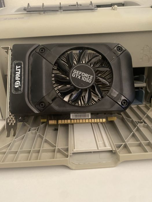 Продаю 1050 видио карту нашел в кладовке новая