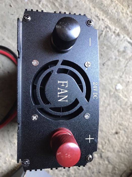 Invertor De Curent 24V—> 220V (5300W)