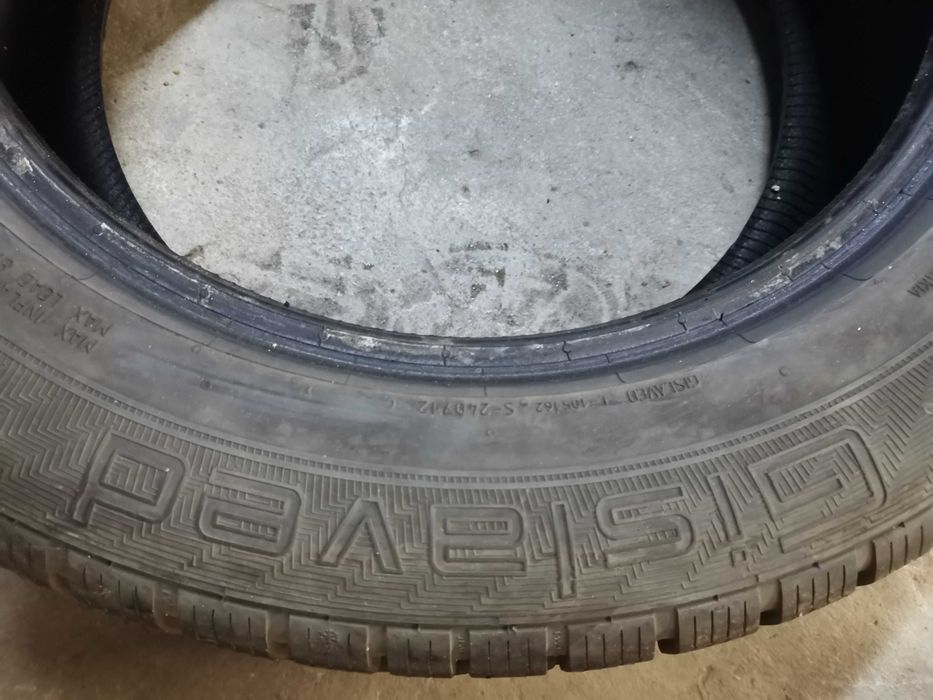 Зимни гуми Gislaved 235 55 17 XL