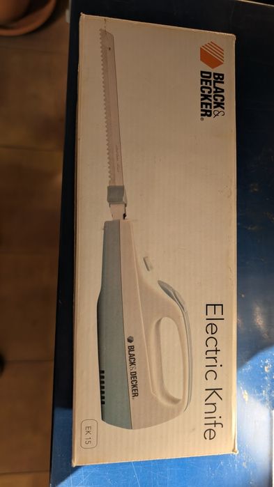 Електрически нож Black&Decker