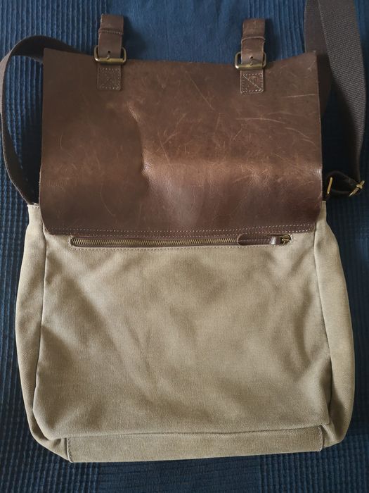 Стилна чанта от естествена кожа