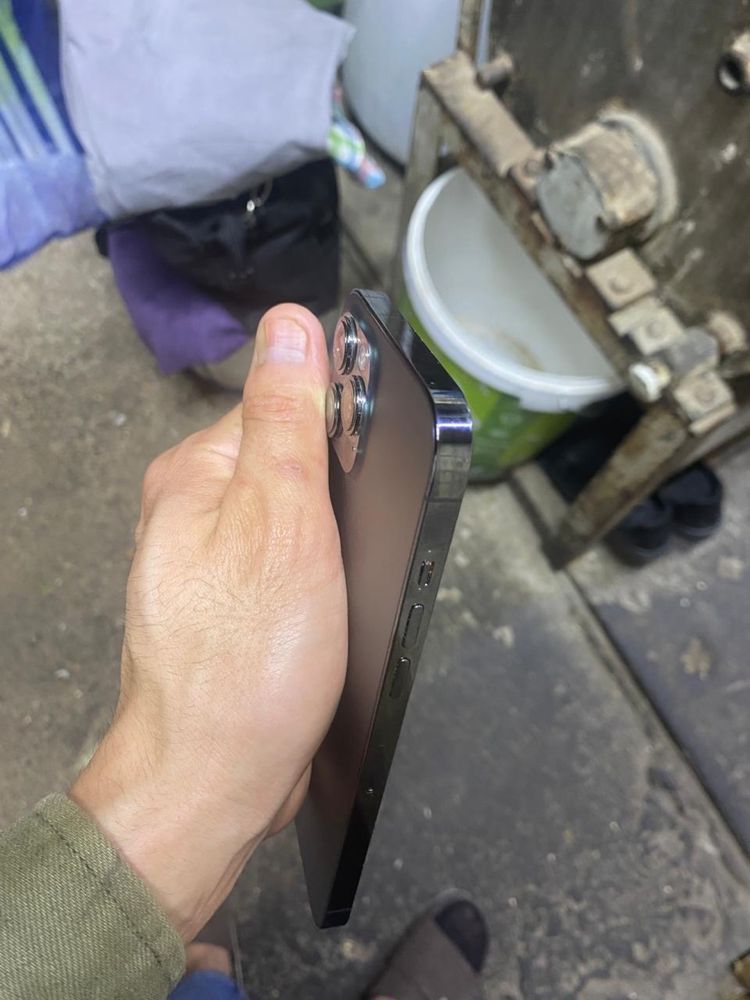 Iphone 12 pro maks