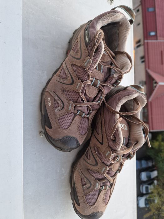 100 lei bocanci Salomon dama nr 38