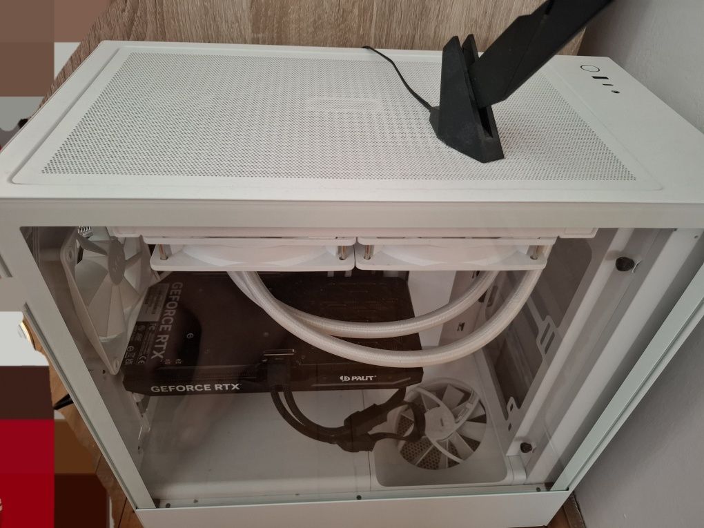 „PC Gaming High-End | RTX 4070 Super, racire lichida| 32GB RAM |