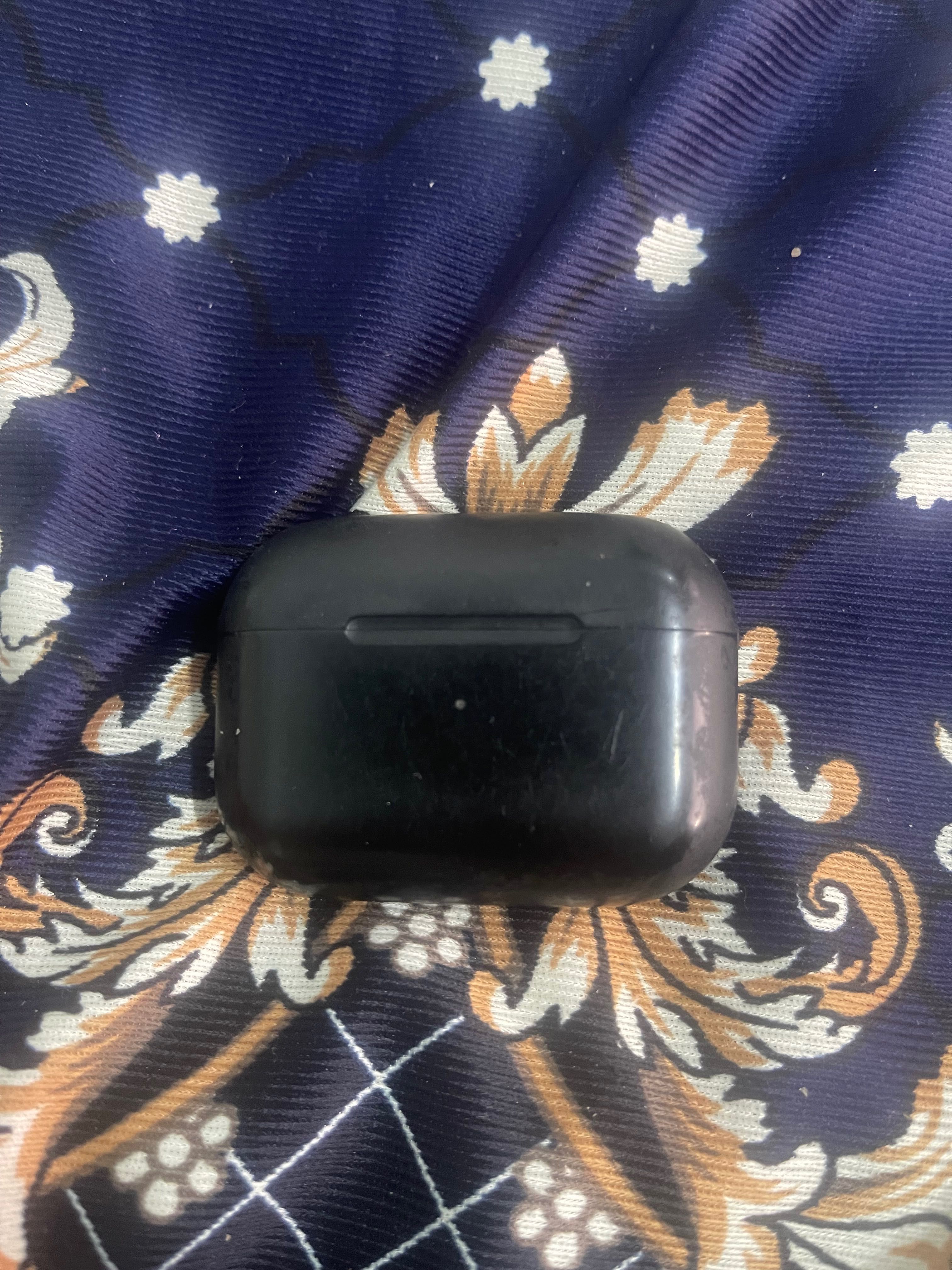 Airpods Pro 1 поколение