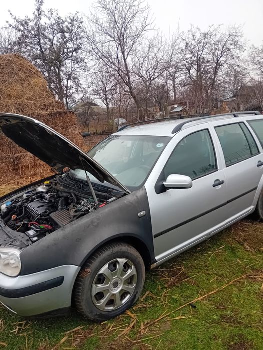 Golf 4 1.9 AXR 101 cp