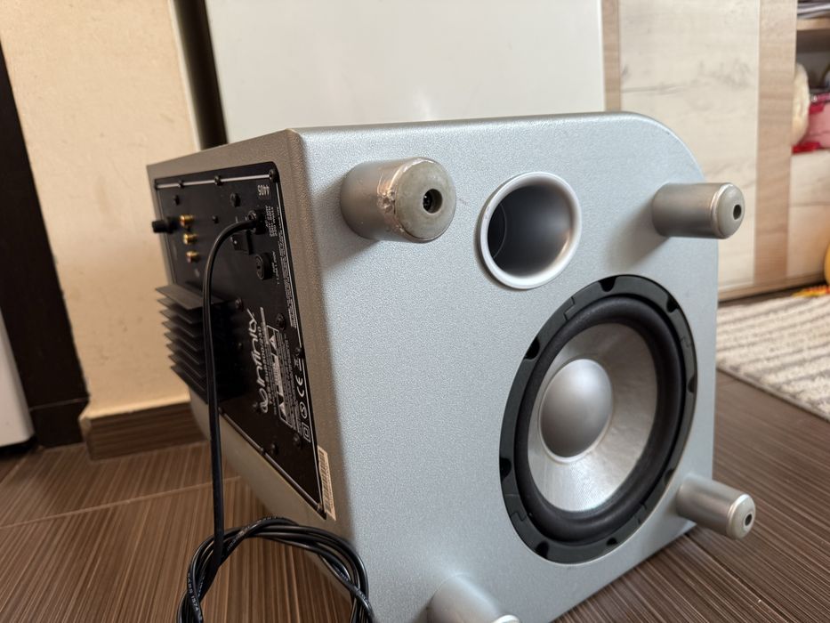 Infinity SUB-500 8” Subwoofer