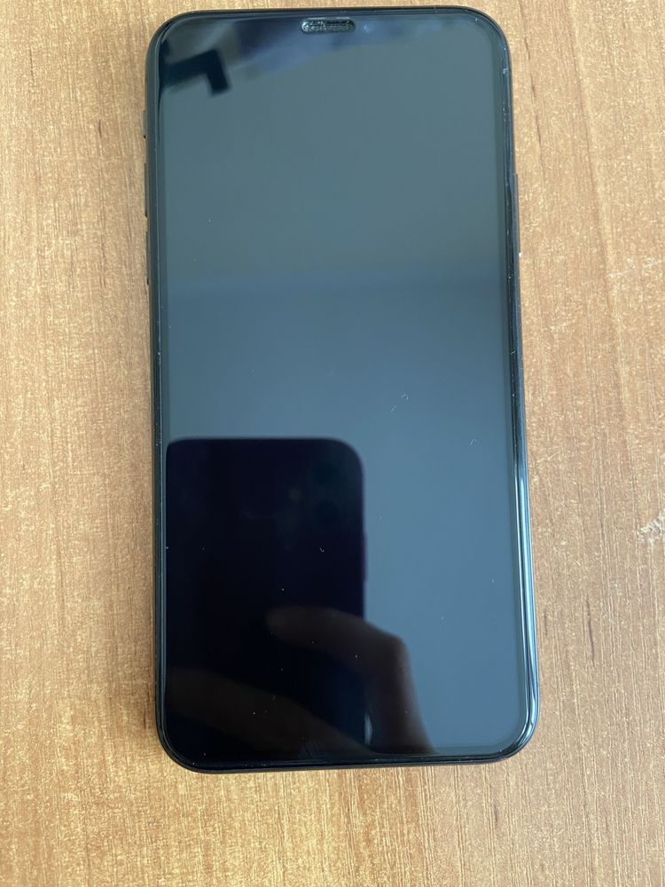 Продам iphone XS 64 гб