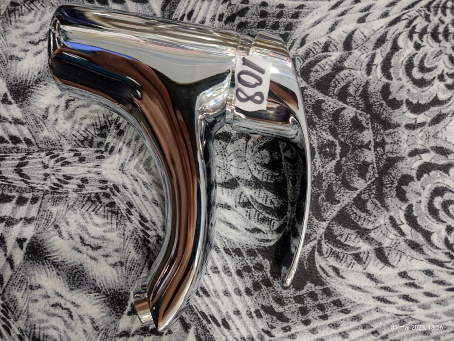 Robinet / baterii sanitare