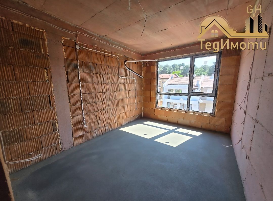 Продава се Тристаен апартамент в Царево - 118 кв.м за 990 €/кв.м - Снимка #6