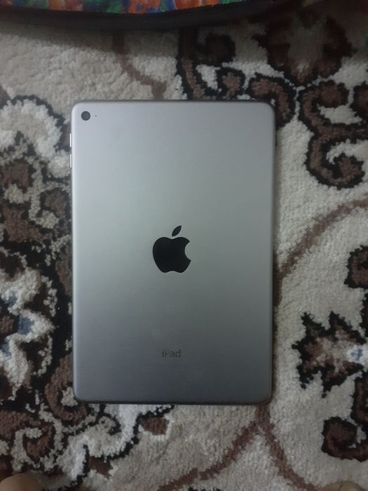 Ipad 4 mini sotiladi