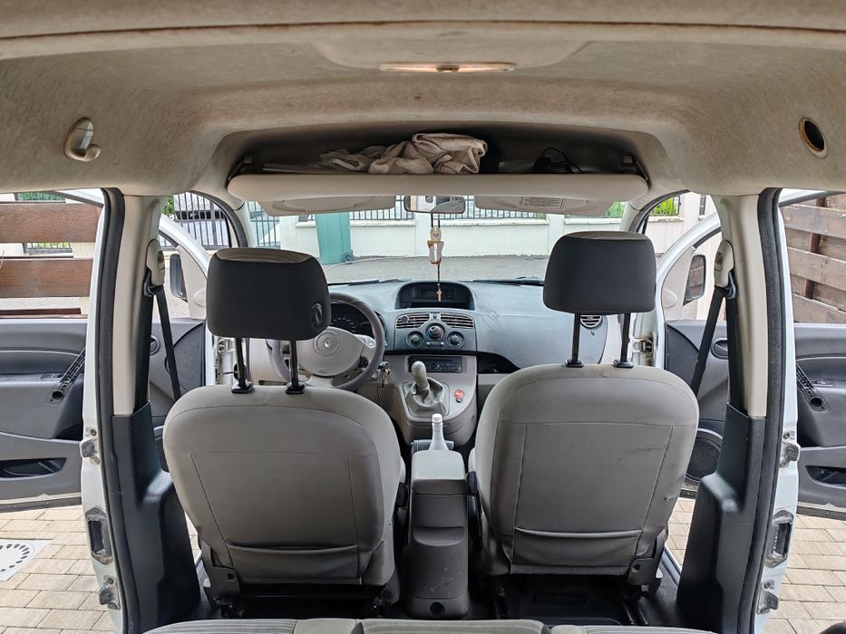 Vând Renault Kangoo