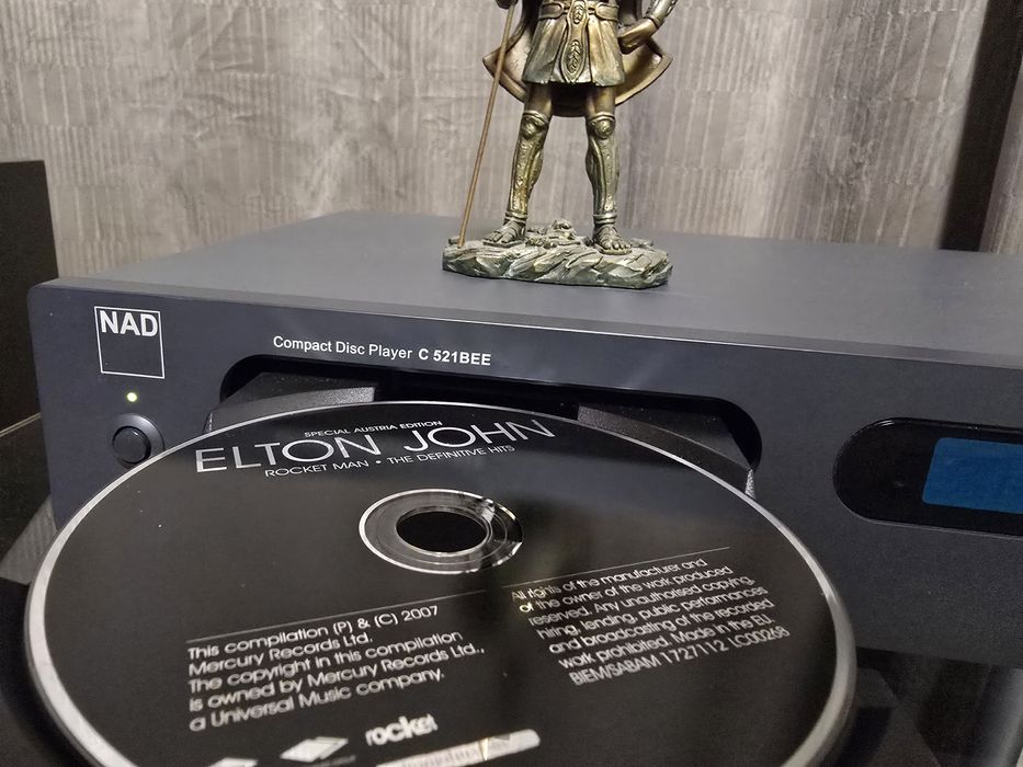 CD Player NAD C521BEE  Sunet de cristal, aparat Hi-Fi adevărat !!!