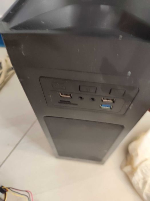 Antec Carcasă PC gaming