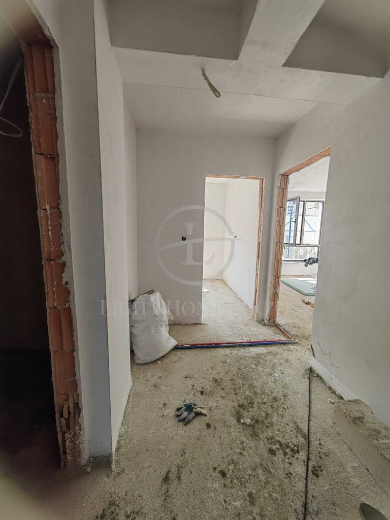 Продава се Тристаен апартамент в Пловдив, Кючук Париж - 84 кв.м за 1572 €/кв.м - Снимка #7