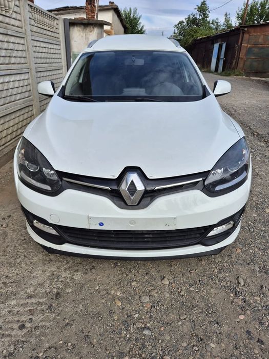 Bara fata/Capota/Aripi/Faruri Renault Megane 3 1.5 dci 2016