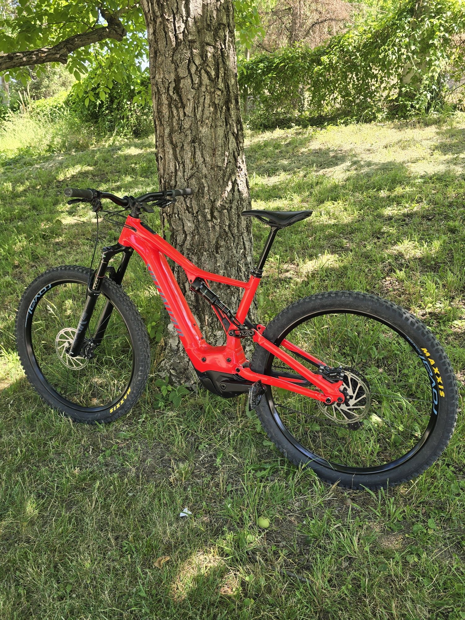 Specialized turbo levo 29 цола електрически велосипед