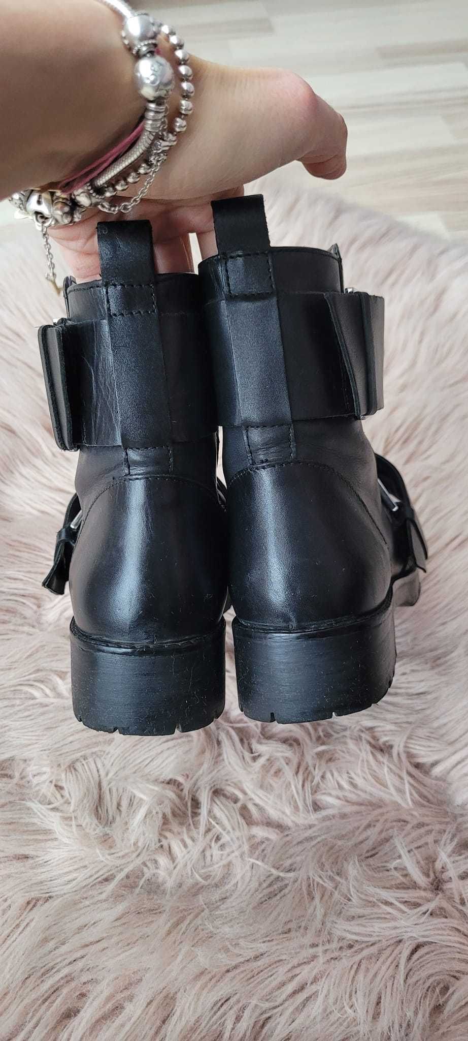 Ghete piele Stradivarius, mar. 36