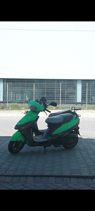 Vând scuter defect fara acte