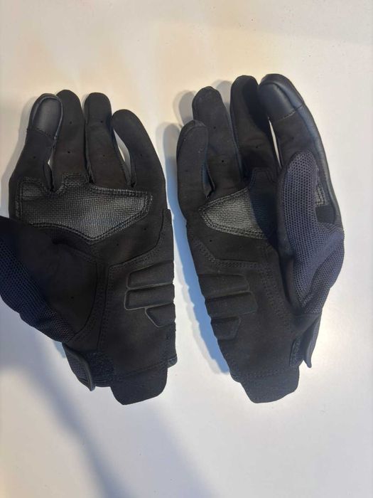 Комплект Каска Нова ICON , яке и ръкавици