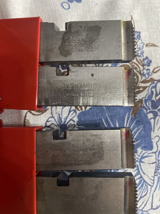 RIDGID UNV din oțel aliat BSPT de 1/2" - 3/4", cod CAT 18951