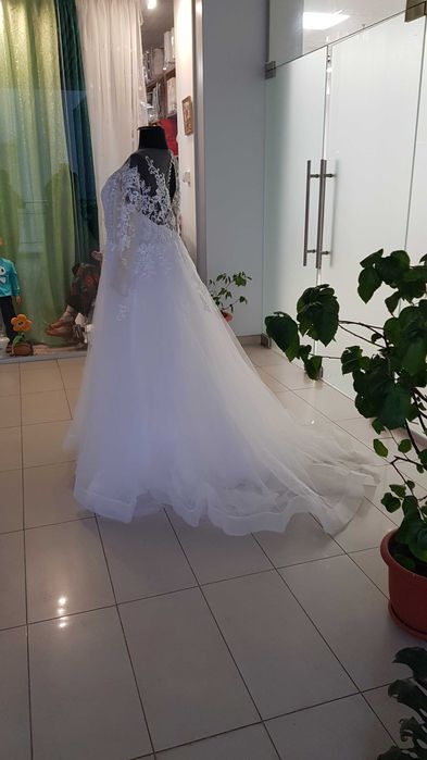 Vand rochie de mireasa