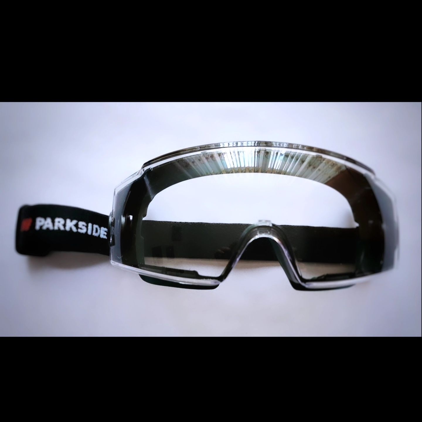 Ochelari de protectie cu anti-aburire, protectie UV,rezistenti la praf