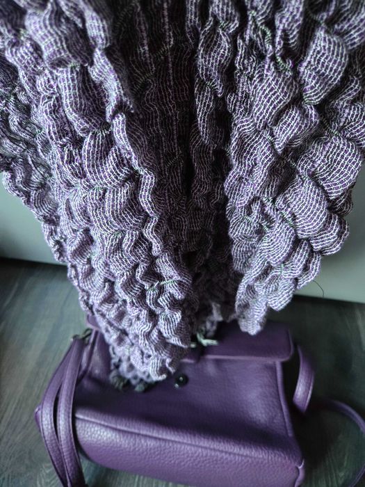 Нова Чанта в лилаво с подарък