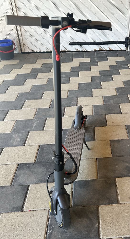 Vand trotineta electrica sau fac schimb cu kukirin g2 (adaug diferenta